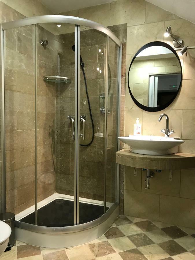 Apartment Loft Arco Del Cristo.